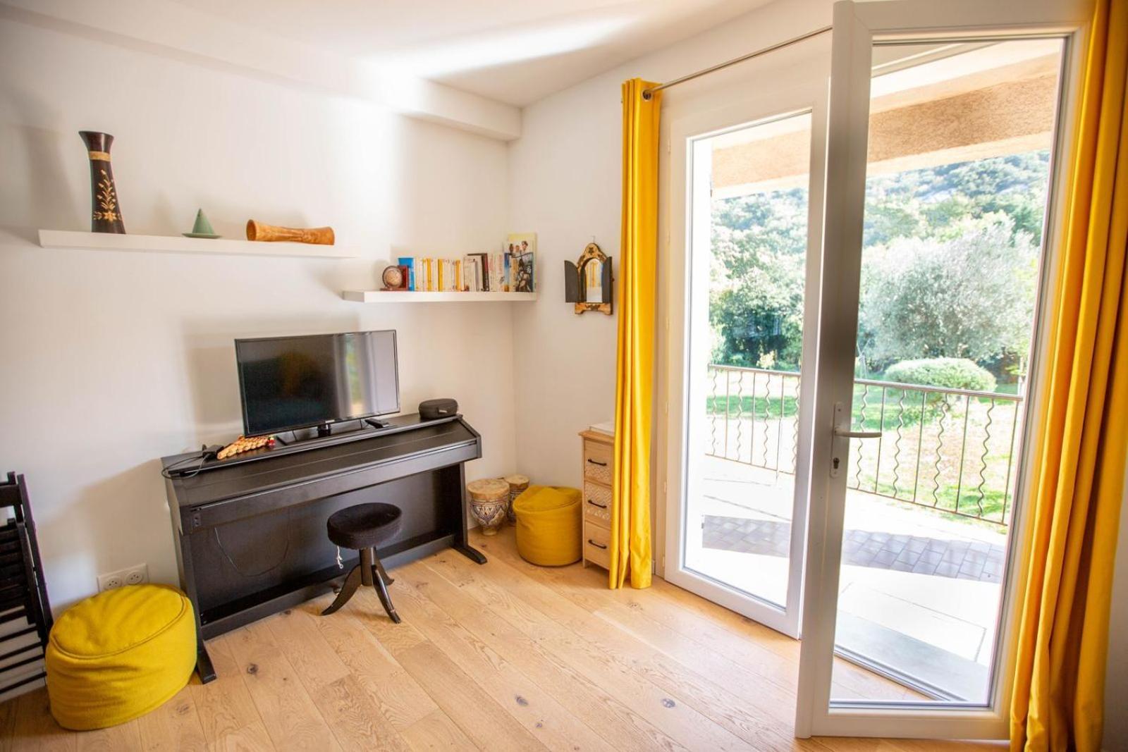 Maison Avec Piscine Entre Garrigue Et Cevennes Villa Cazilhac  Eksteriør bilde